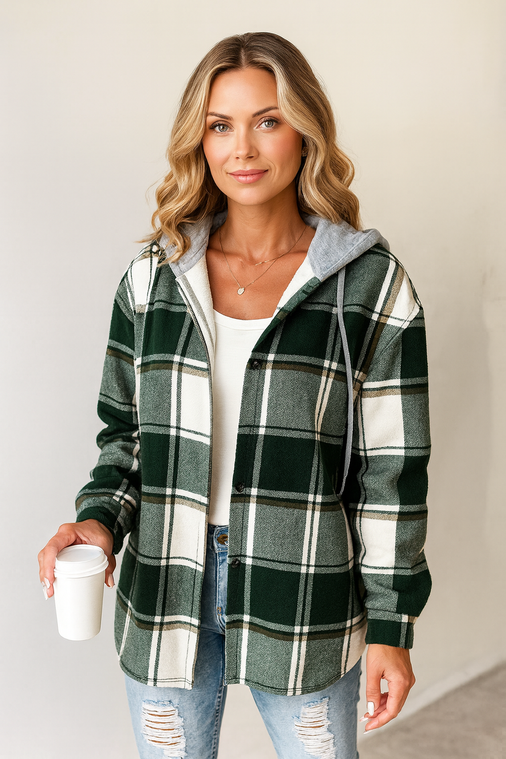 Camille™ – Cardigan douillet à capuchon en tartan vert forestier